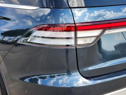 2023 Lincoln Aviator Reserve AWD