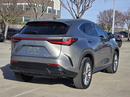 2022 Lexus NX 350h Premium