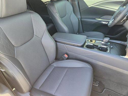 Eminent White Pearl 2026 Lexus RX 350h Premium+