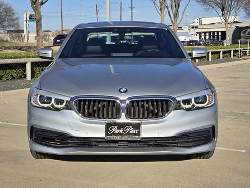 2020 BMW 530 530i Sedan