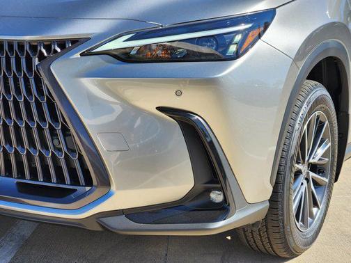 2026 Lexus NX 450h+ NX 450h+ Luxury