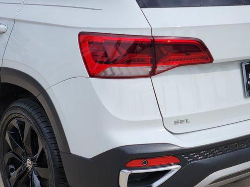 2022 Volkswagen Taos 1.5T SEL
