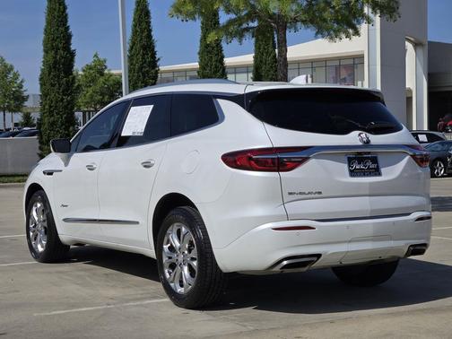 White Frost Tricoat 2021 Buick Enclave FWD Avenir