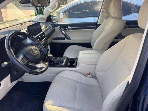 2023 Lexus GX 460 Premium