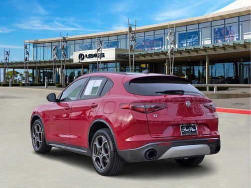 2022 Alfa Romeo Stelvio Ti