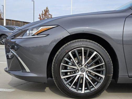 2025 Lexus ES 350 Base