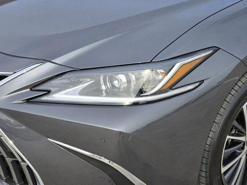 2025 Lexus ES 350 Base