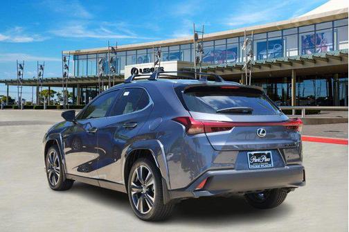 2025 Lexus UX 300h Premium
