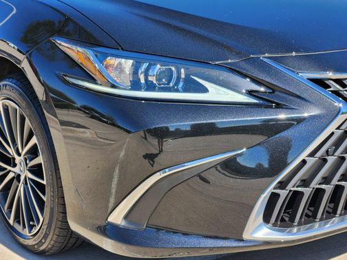 2025 Lexus ES 350 Premium