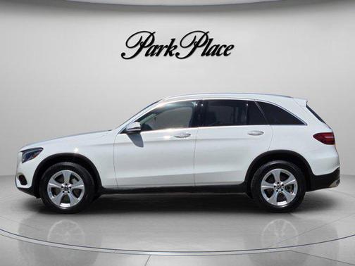 2018 Mercedes-Benz GLC 300 Base