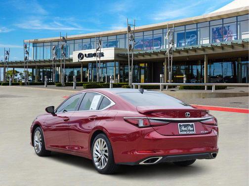 2022 Lexus ES 350 Ultra Luxury