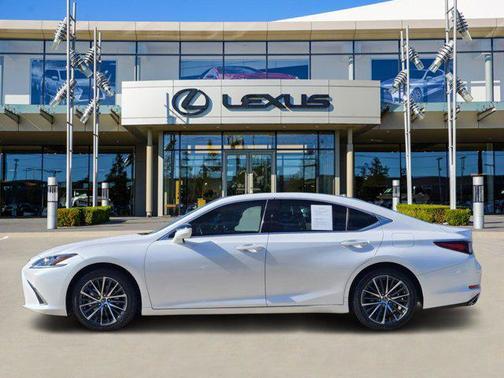 2023 Lexus ES 350 Base