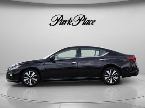 2020 Nissan Altima 2.5 SV