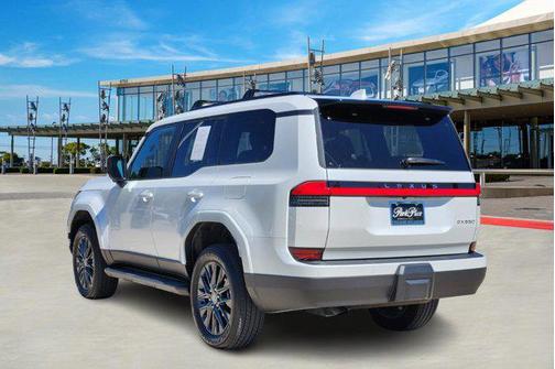 2024 Lexus GX 550 Premium