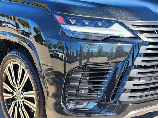 2023 Lexus LX 600 Luxury