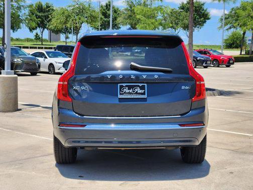 2024 Volvo XC90 B6 Ultimate Bright Theme 7-Seater