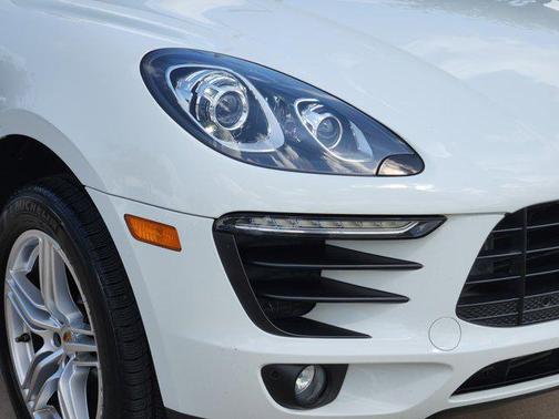 2018 Porsche Macan Base