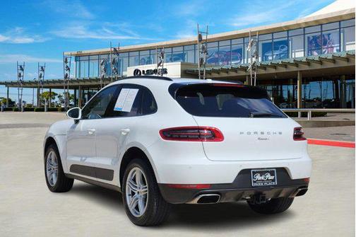 2018 Porsche Macan Base