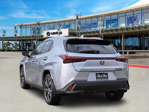 2025 Lexus UX 300h Premium