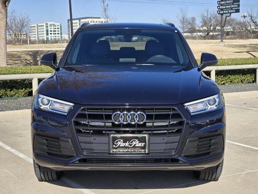 2020 Audi Q5 45 Titanium Premium