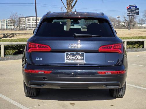 2020 Audi Q5 45 Titanium Premium