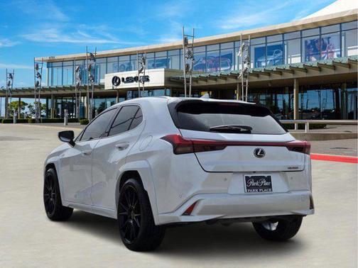 2019 Lexus UX 200 Base