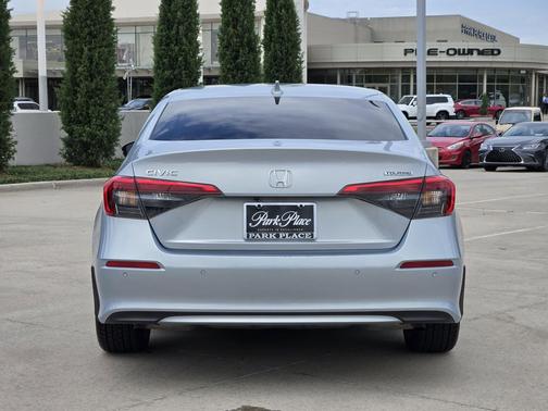 Lunar Silver Metallic 2022 Honda Civic Touring