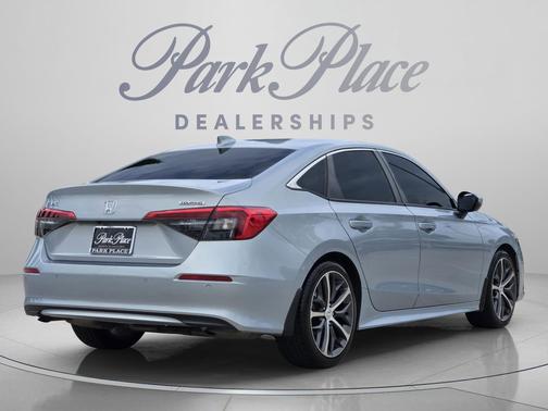 Lunar Silver Metallic 2022 Honda Civic Touring
