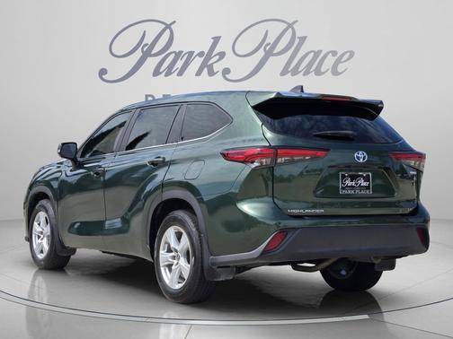 Cypress 2023 Toyota Highlander Hybrid LE
