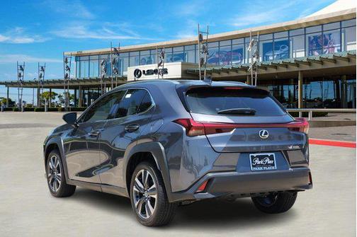 2025 Lexus UX 300h Base
