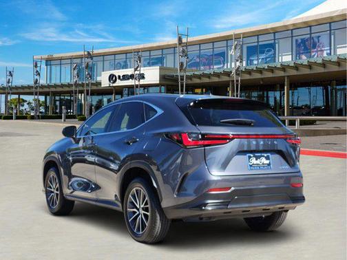 2024 Lexus NX 250 Premium