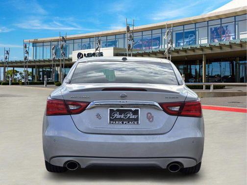 2017 Nissan Maxima 3.5 Platinum