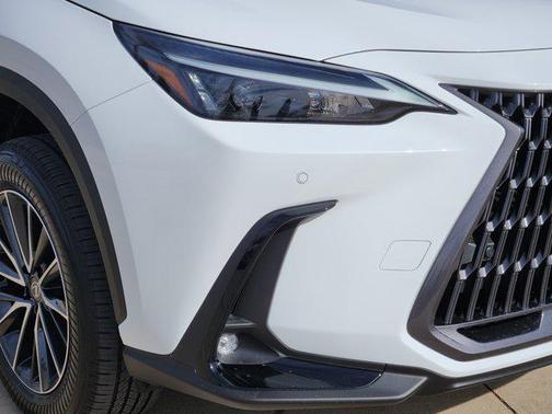 2026 Lexus NX 450h+ Premium