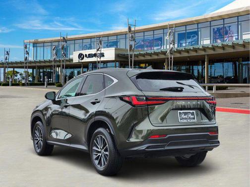 2025 Lexus NX 250 Premium
