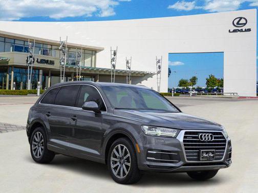 2019 Audi Q7 45 Premium Plus