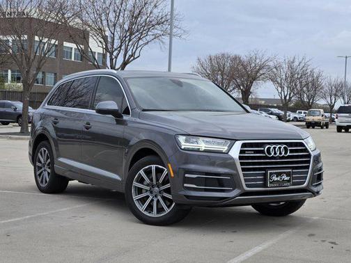2019 Audi Q7 45 Premium Plus
