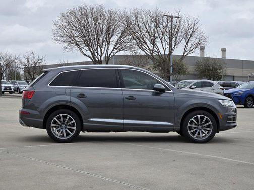 2019 Audi Q7 45 Premium Plus