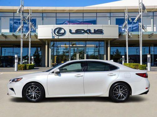 2017 Lexus ES 350 Base