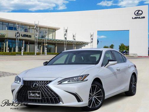 2025 Lexus ES 300h Base