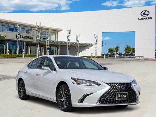 2025 Lexus ES 300h Base