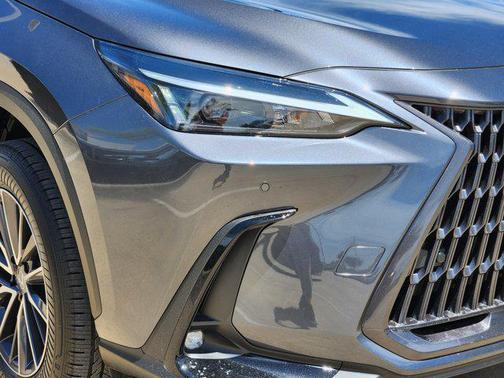 2025 Lexus NX 350h Premium
