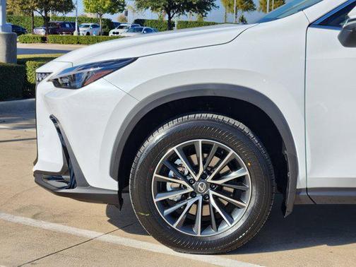 2026 Lexus NX 450h+ NX 450h+ Luxury