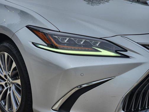 2019 Lexus ES 350 Luxury