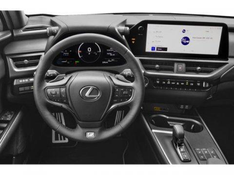 2025 Lexus UX 300h F SPORT Handling