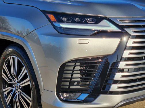 2026 Lexus LX 600 Luxury