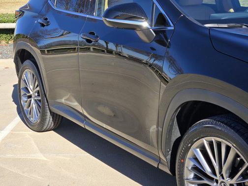 2022 Lexus NX 350h Luxury