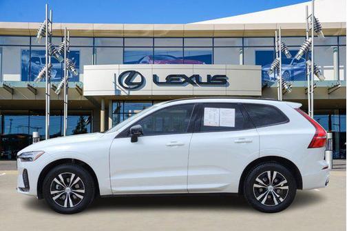 2025 Volvo XC60 B5 Core