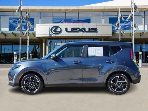 2023 Kia Soul EX
