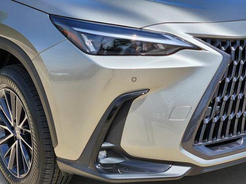 2025 Lexus NX 250 Base