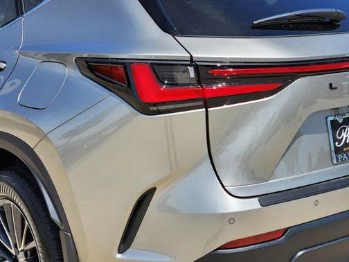 2025 Lexus NX 250 Base